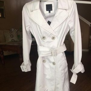 NWT (XS) "The Limited" WHITE trench coat with belt